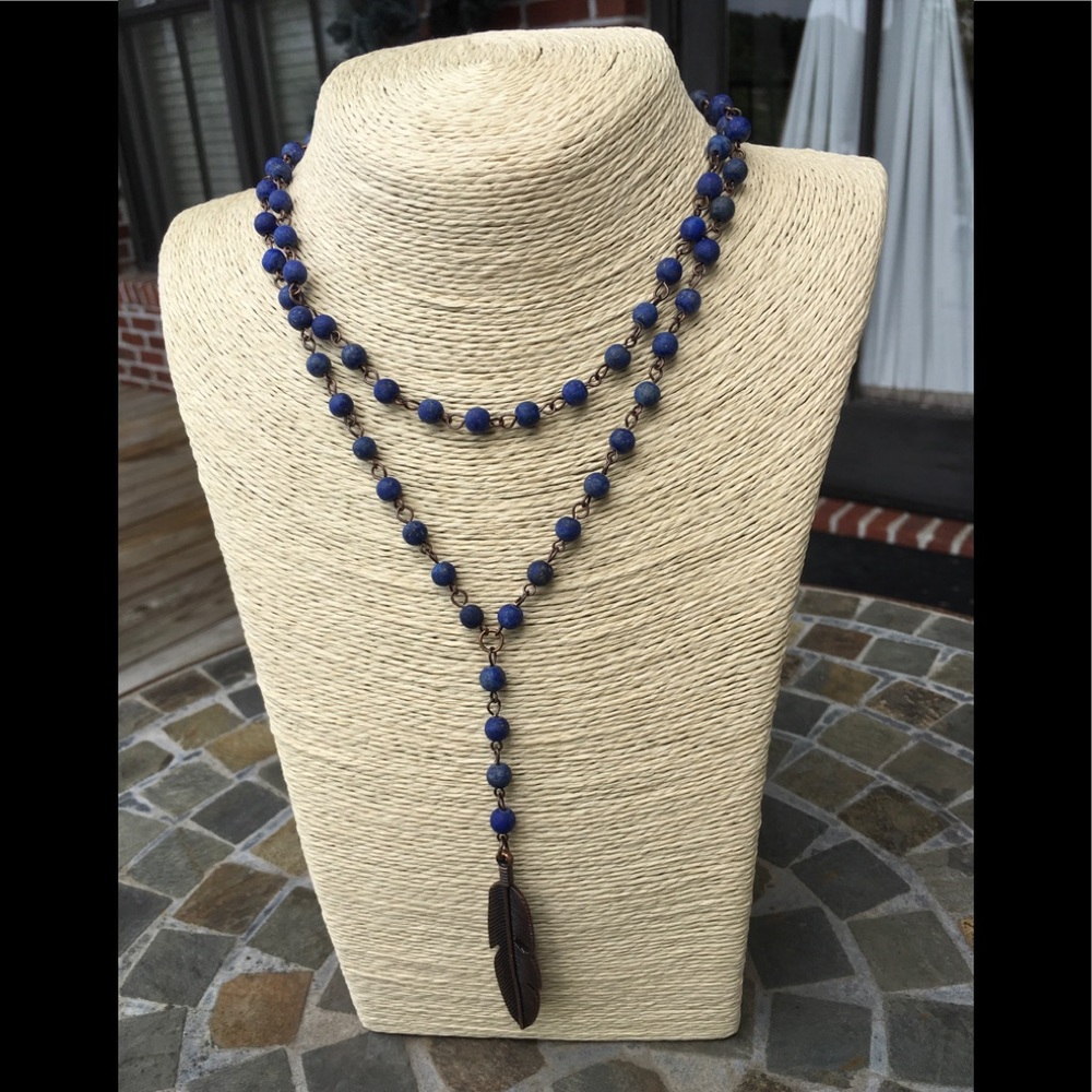 Jewelry Junkie Double Strand Blue Necklace